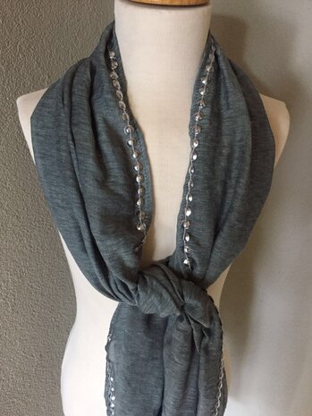 Shawl afgewerkt 